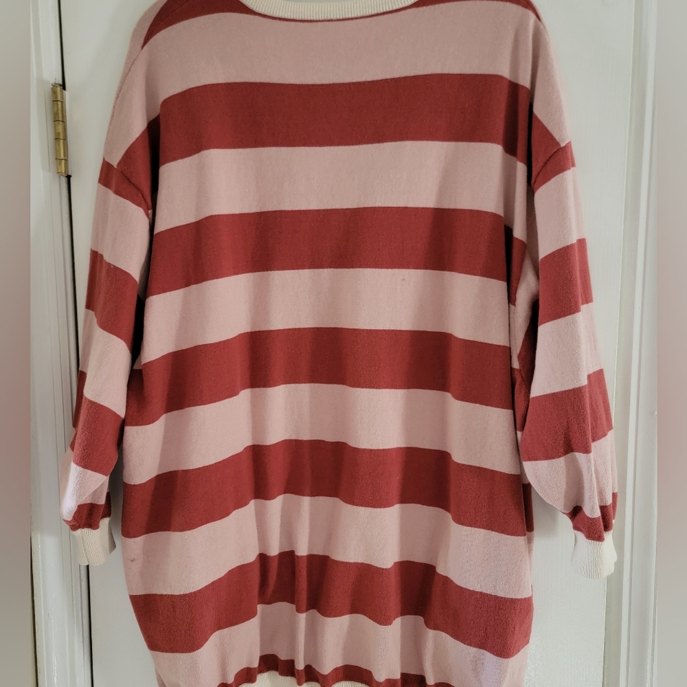 Free People Top HiLow - Picture 2 of 7